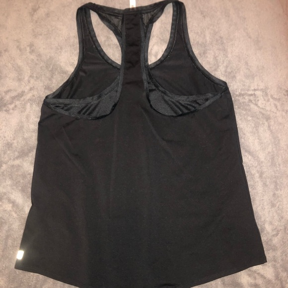 Great fabletics top - Picture 2 of 2